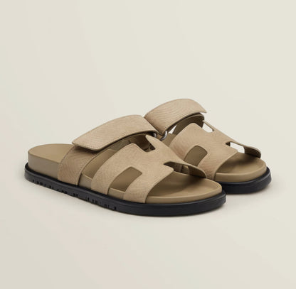 Elegante Damen Leder Pantoletten mit Klettverschluss – Bequem & Minimalistisch