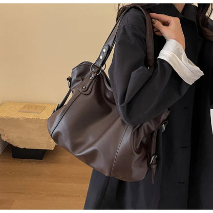 Marine - Große Handtasche aus weichem Leder