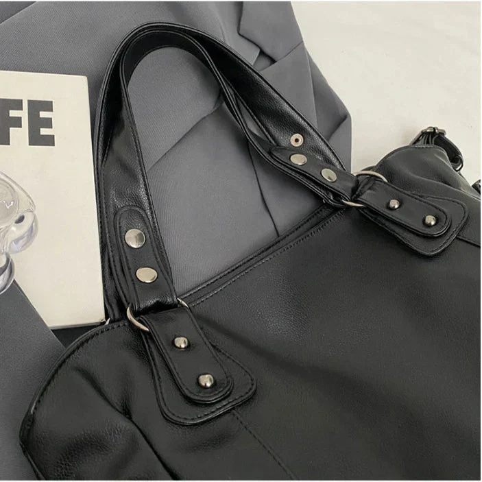 Marine - Große Handtasche aus weichem Leder