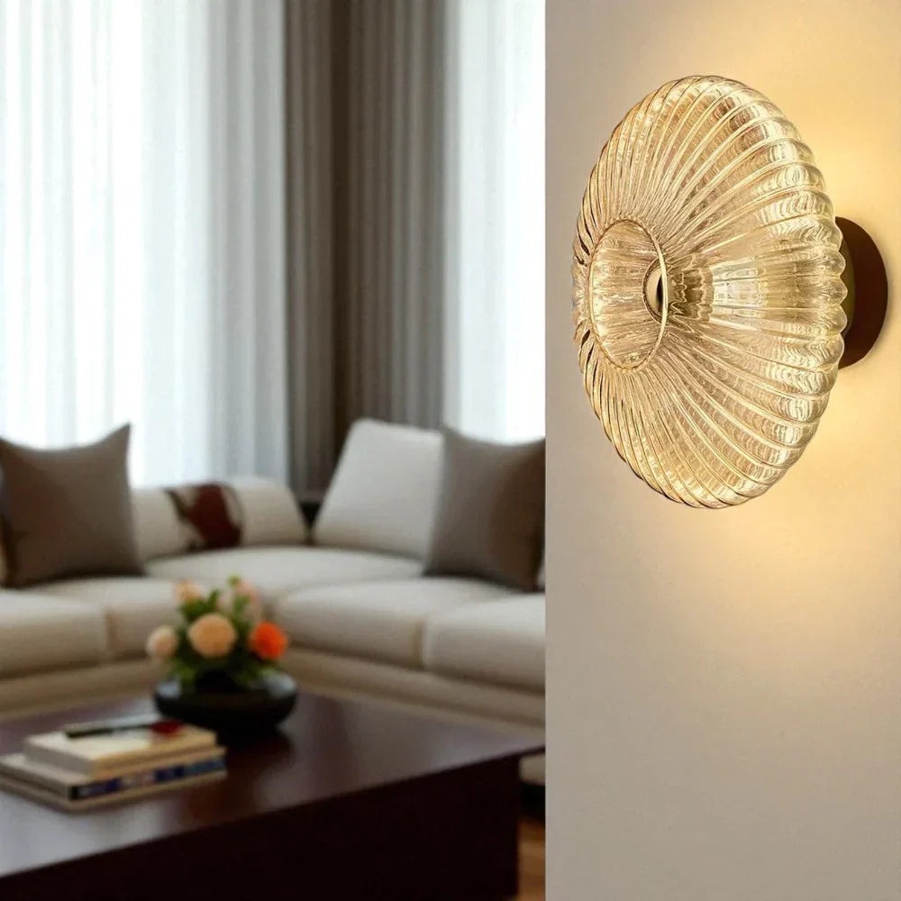 Rétrolume - Retro Wandleuchte aus modernem LED-Glas