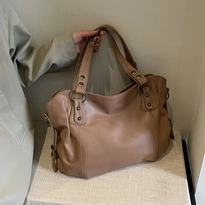 Marine - Große Handtasche aus weichem Leder