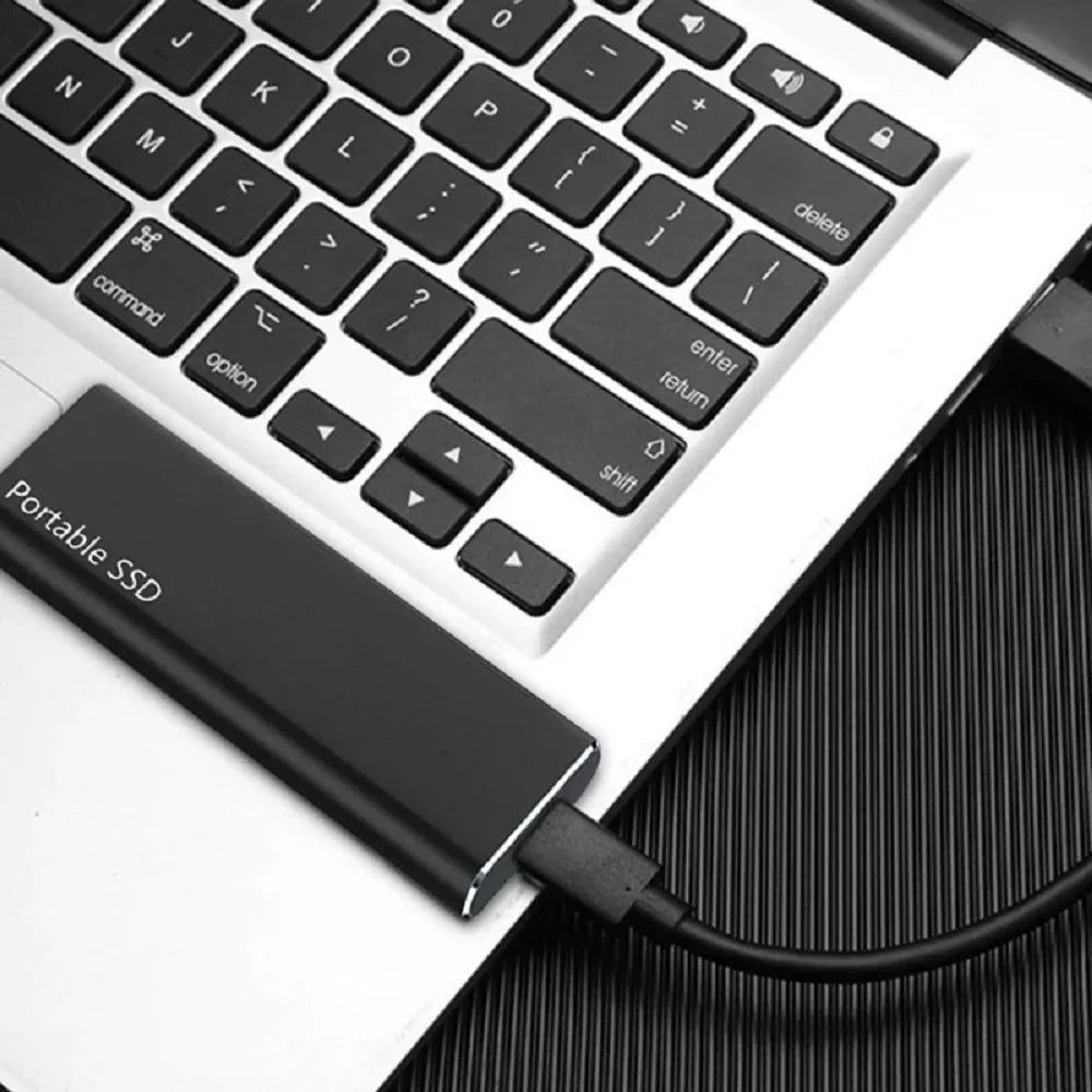 Vaultia - Ultra-Dünne Externe Festplatte 4 TB mit USB-C