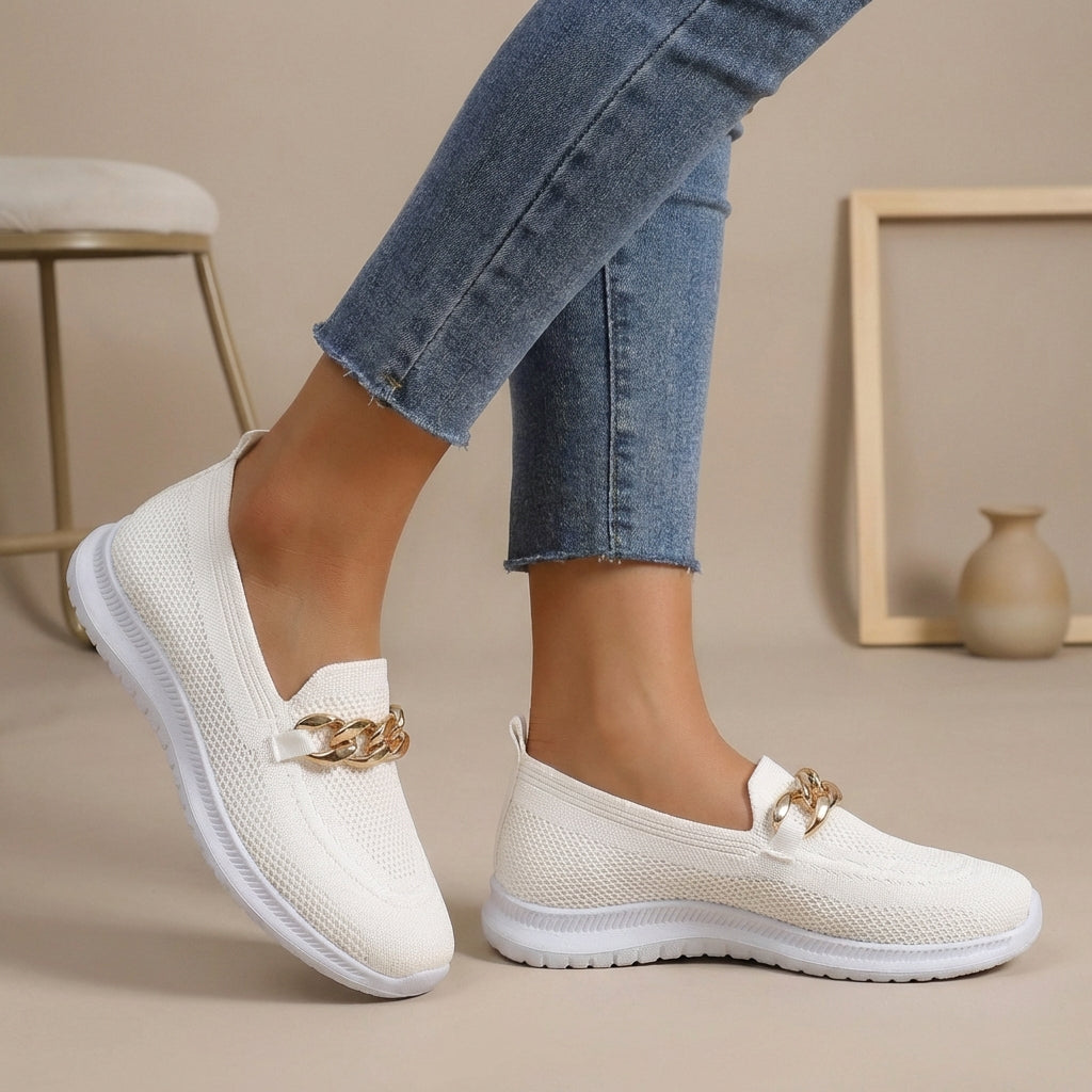 Bequeme Slip-On Sneaker für Damen – Leichte Mesh Schuhe mit Ketten-Detail & flexibler Sohle