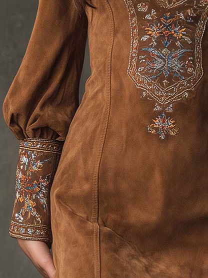 Elegantes Mini Kleid mit Stickerei – Figurbetontes V-Ausschnitt Boho Kleid für Damen