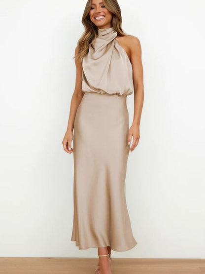 Zélène - Elegantes ärmelloses Cocktailkleid mit Stehkragen und glänzendem Effekt