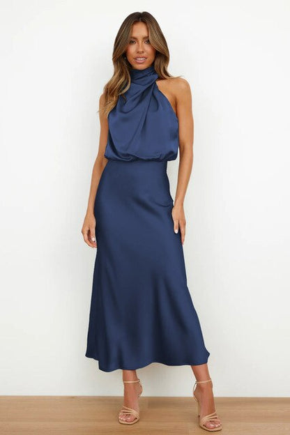 Zélène - Elegantes ärmelloses Cocktailkleid mit Stehkragen und glänzendem Effekt