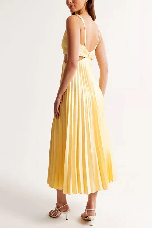 Elegantes Plissee Maxikleid mit Cut-Outs – Feminines Sommerkleid für Damen