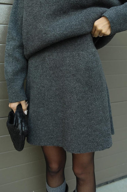 Éliska - Elegantes Frühlingsensemble aus zwei Teilen mit Pullover und Rock