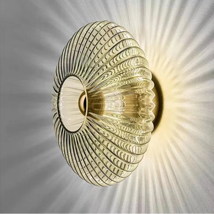 Rétrolume - Retro Wandleuchte aus modernem LED-Glas