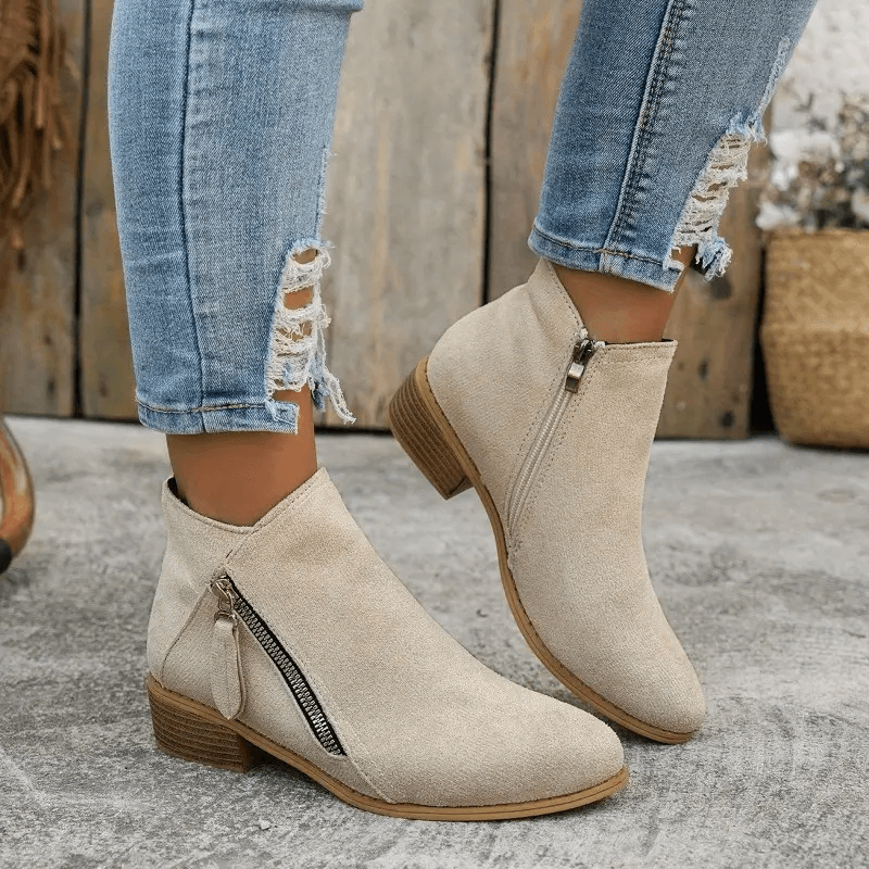 Zélyna - Elegante Niedrige Stiefeletten aus Wildleder für Damen, Frühling, mit Reißverschluss und Kleinem Absatz, Einfarbig