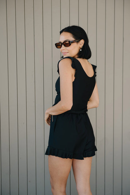 Figurformender Badeanzug-Overall mit integrierter Shorts für Damen – Bequem für Strand & Freizeit