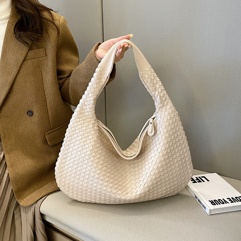 Dévia - Schultertasche aus geflochtenem Eco-Leder