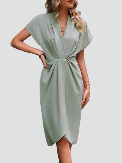 Figurbetontes Midikleid mit Drapierung – Elegantes V-Ausschnitt Kleid für Damen