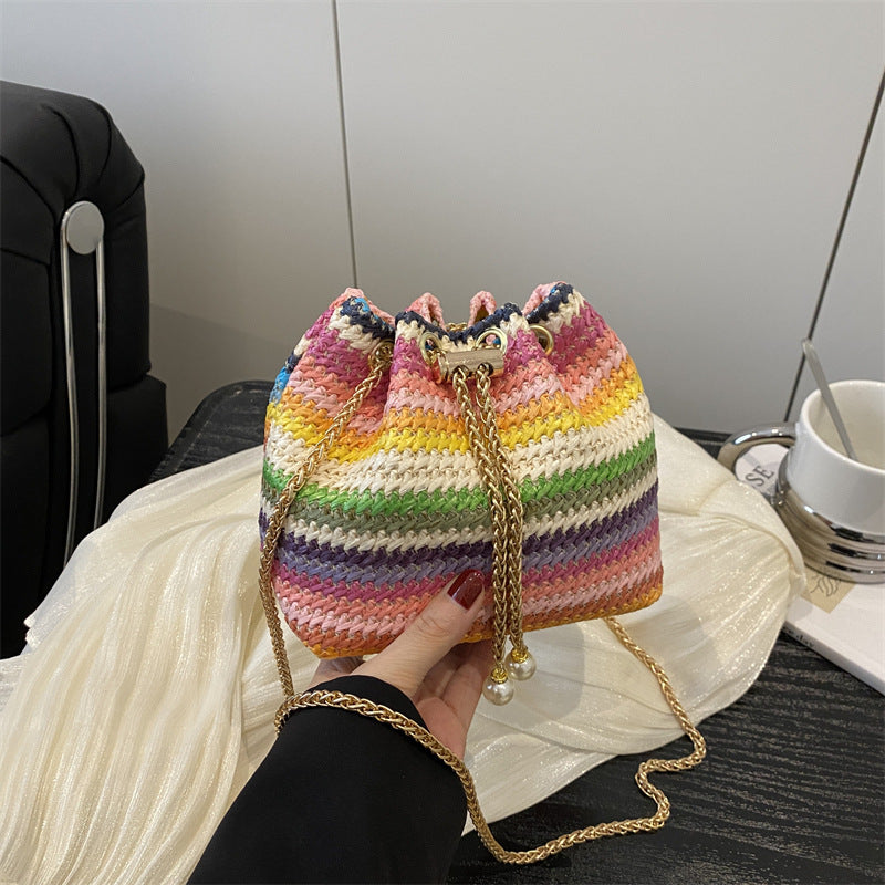 Ambrielle - Elegante Boho-Tasche in Strahlenden Farben