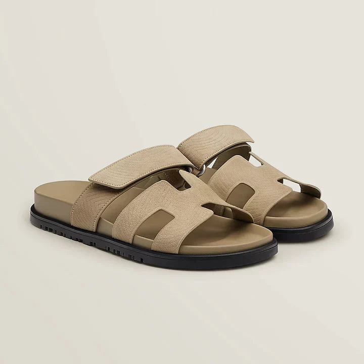 Elegante Slip-On Sandalen für Damen mit verstellbarem Riemen – Bequem, Modern & Vielseitig