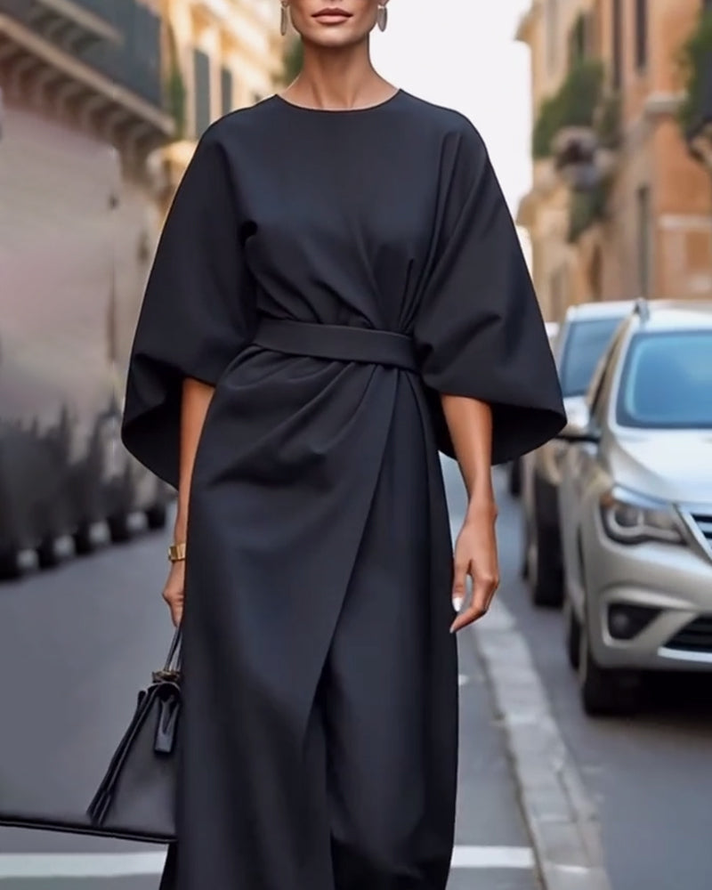 Soléïna - Elegantes Midi-Kleid mit Kimonoärmeln, Tailliert für eine weibliche Silhouette
