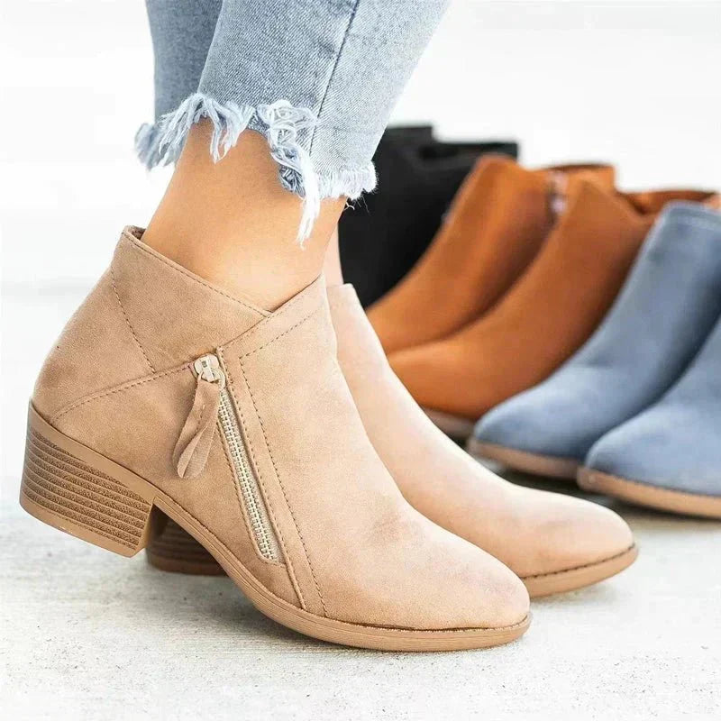 Éléonore - Niedrige Frühlings-Stiefeletten aus Wildleder mit Reißverschluss und kleinem Absatz für Damen
