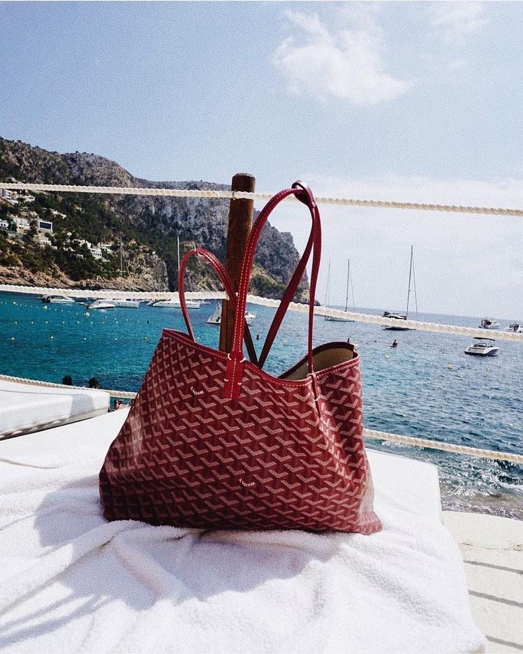 Luxelia - Zeitgemäße Tasche – Hochwertige Materialien – Perfekt für Geschäftstreffen und Abendveranstaltungen