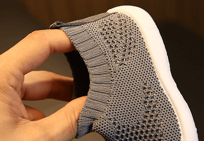 Émile - Atmungsaktive und Rutschfeste Babyschuhe