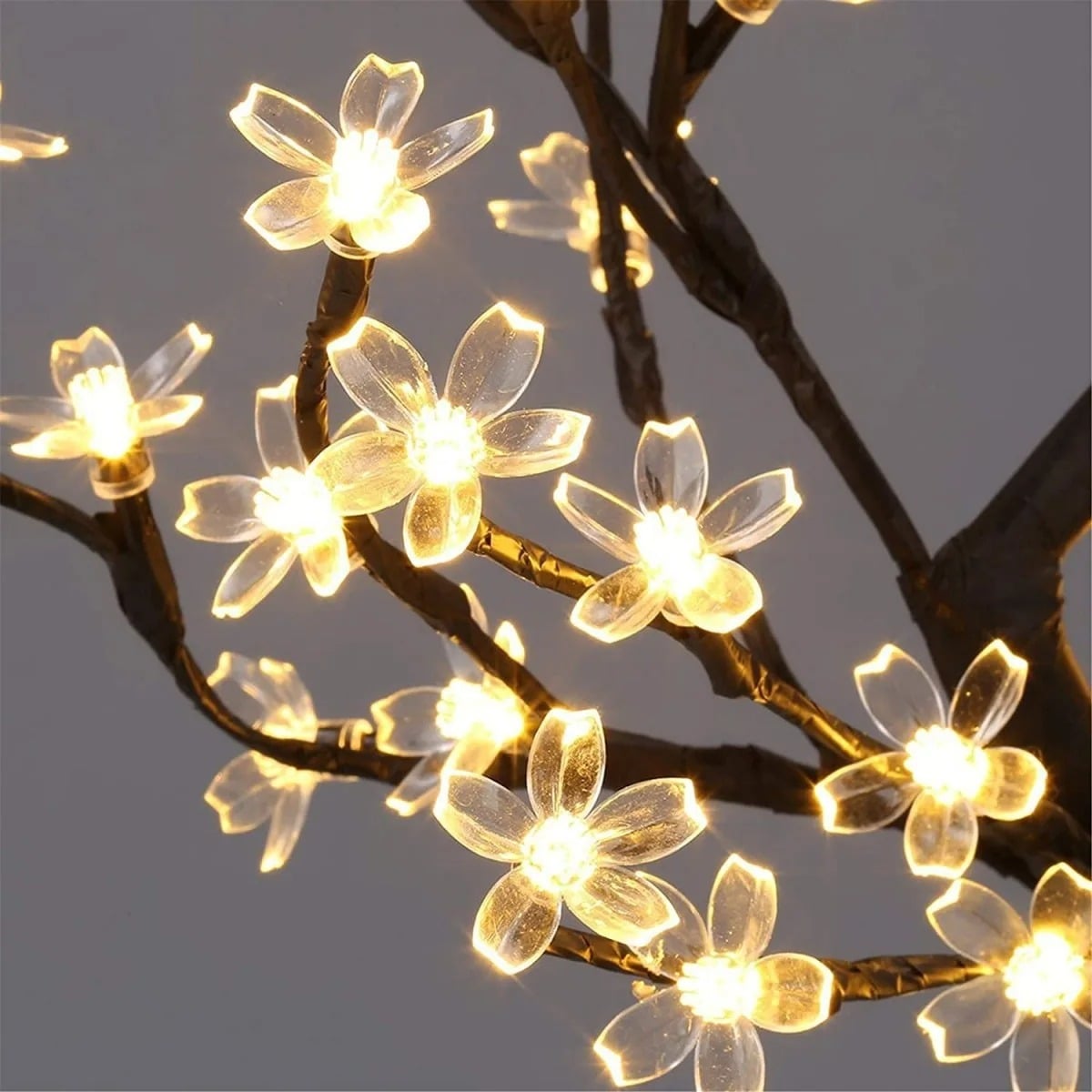 Luméa - Solarleuchten für den Garten in Kirschblütenform