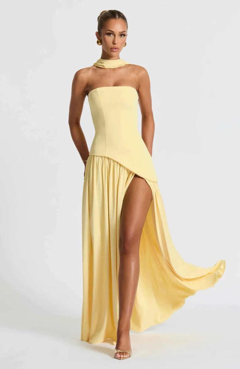Elegantes Maxikleid für Damen – Schulterfreies Abendkleid mit Schlitz & Choker-Detail