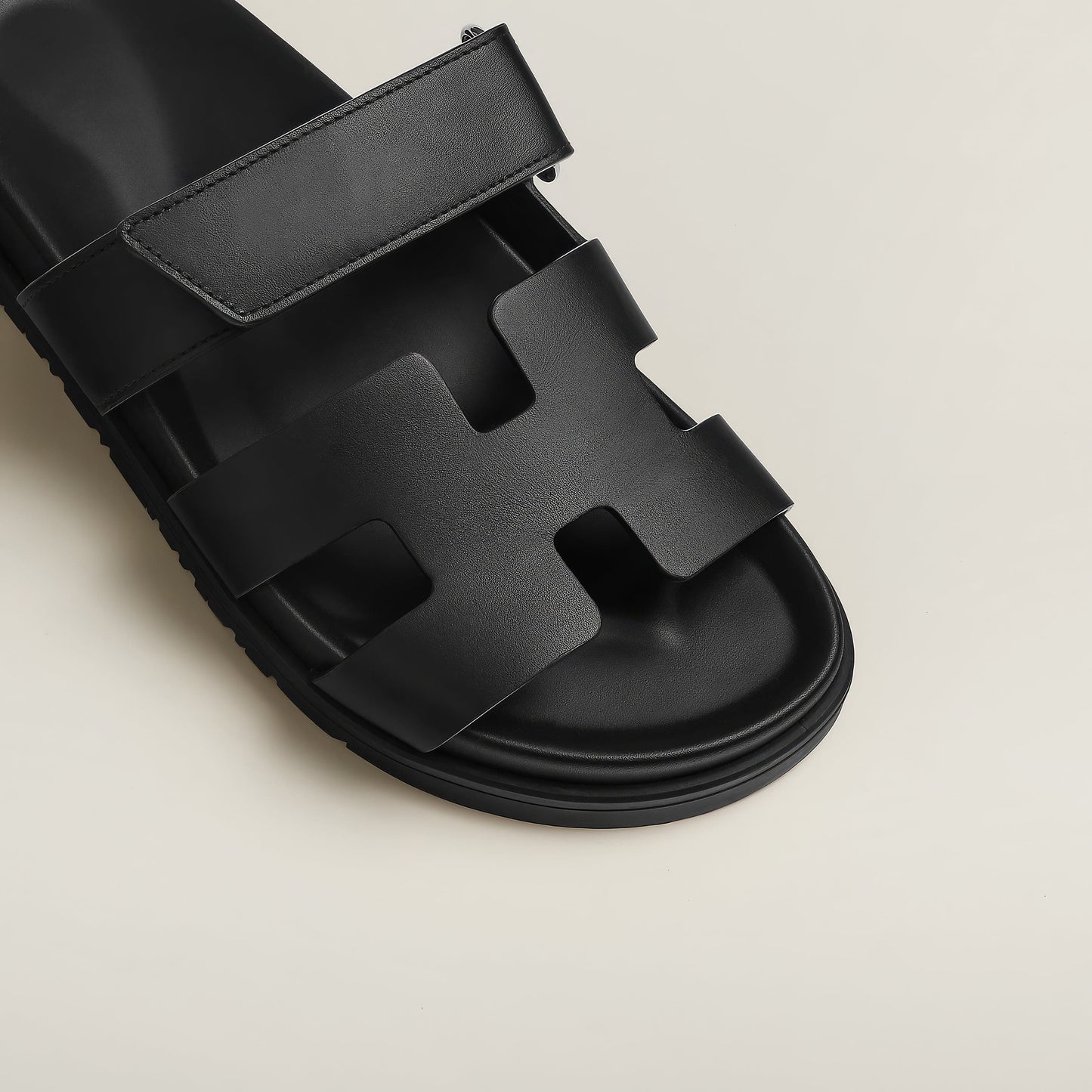 Komfortable Pantoletten mit verstellbarem Riemen für Herren – Elegante Freizeit Sandalen für Sommer & Urlaub