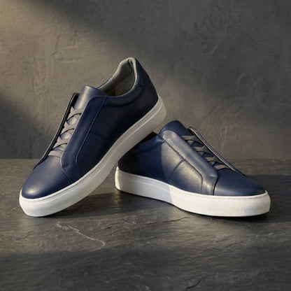 Minimalistische Leder Sneaker für Herren – Bequeme Slip-On Turnschuhe mit elastischer Schnürung
