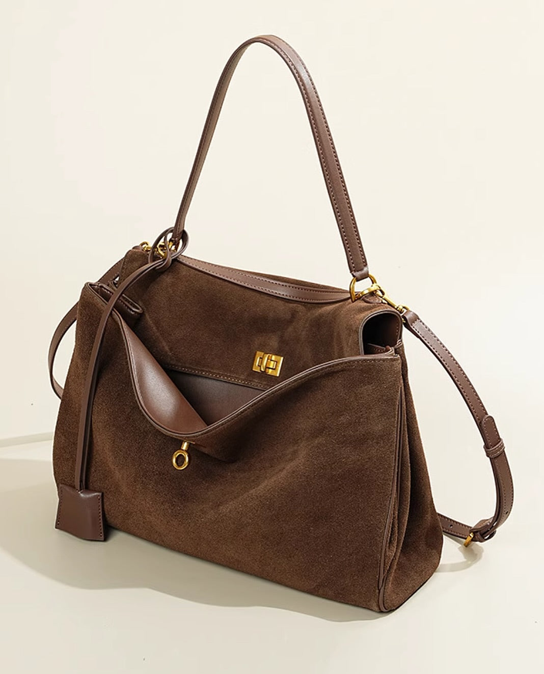 Elegante Schultertasche aus Leder mit Magnetverschluss – Zeitlose Hobo Bag für Damen