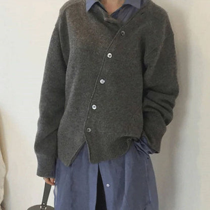 Capysse - Luxuriöse Weste aus weicher Kaschmir für Frauen mit asymmetrischen Knopfdetails