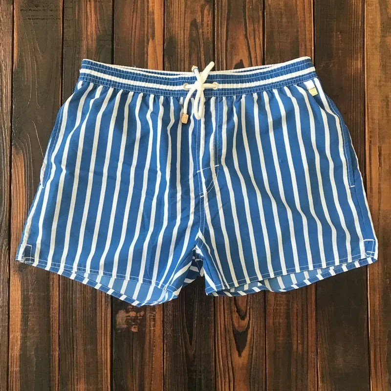Gestreifte Badehose für Herren – Schnelltrocknende Swim Shorts im modernen Sommer Look